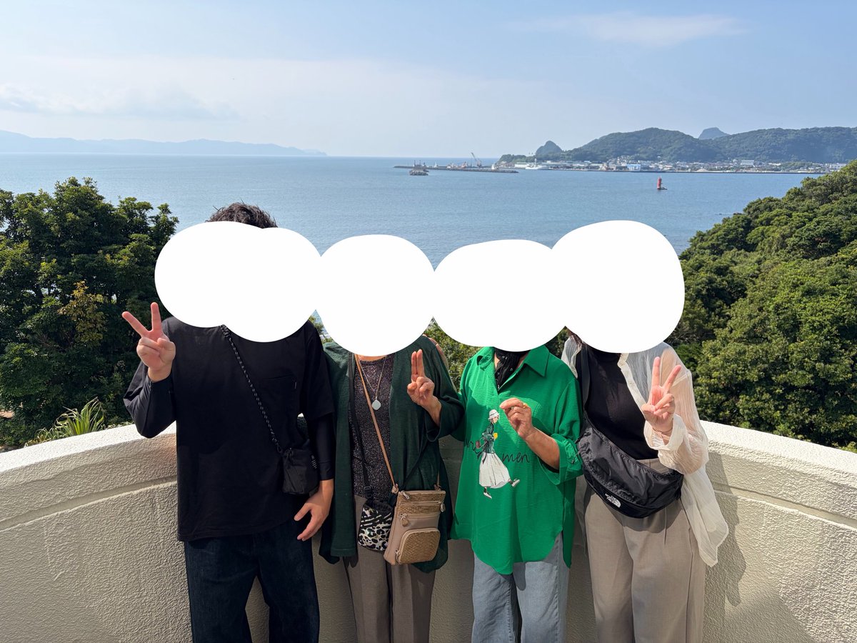 kapio3594's tweet photo. 鹿児島でばじこばあばとおばちゃんと指宿のお宿に泊まって来た。
とても喜んでくれていたので行って良かった。
帰りに雅さんが会いに来てくれて、お土産買ったり買ってもらったり、飯ご馳走してくれたりした　雅さんいつもありがとう😚また遊んでください！！ https://t.co/yRIPvJvIYz
