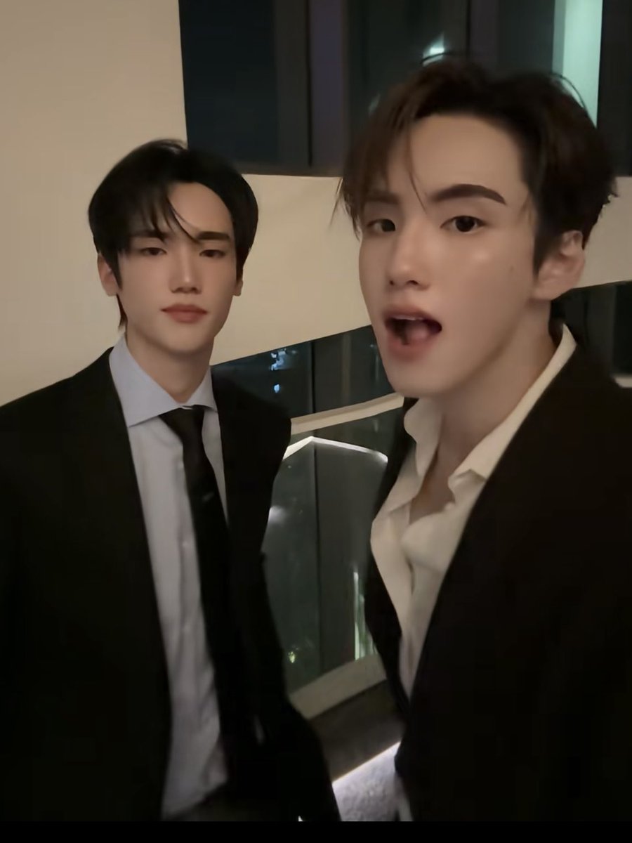 IDEAZONETIMER's tweet photo. หล่อแบบกินกันไม่ลง 🫠

#PHUTATCHAI
#PEEMTANAT https://t.co/QL360li2x2