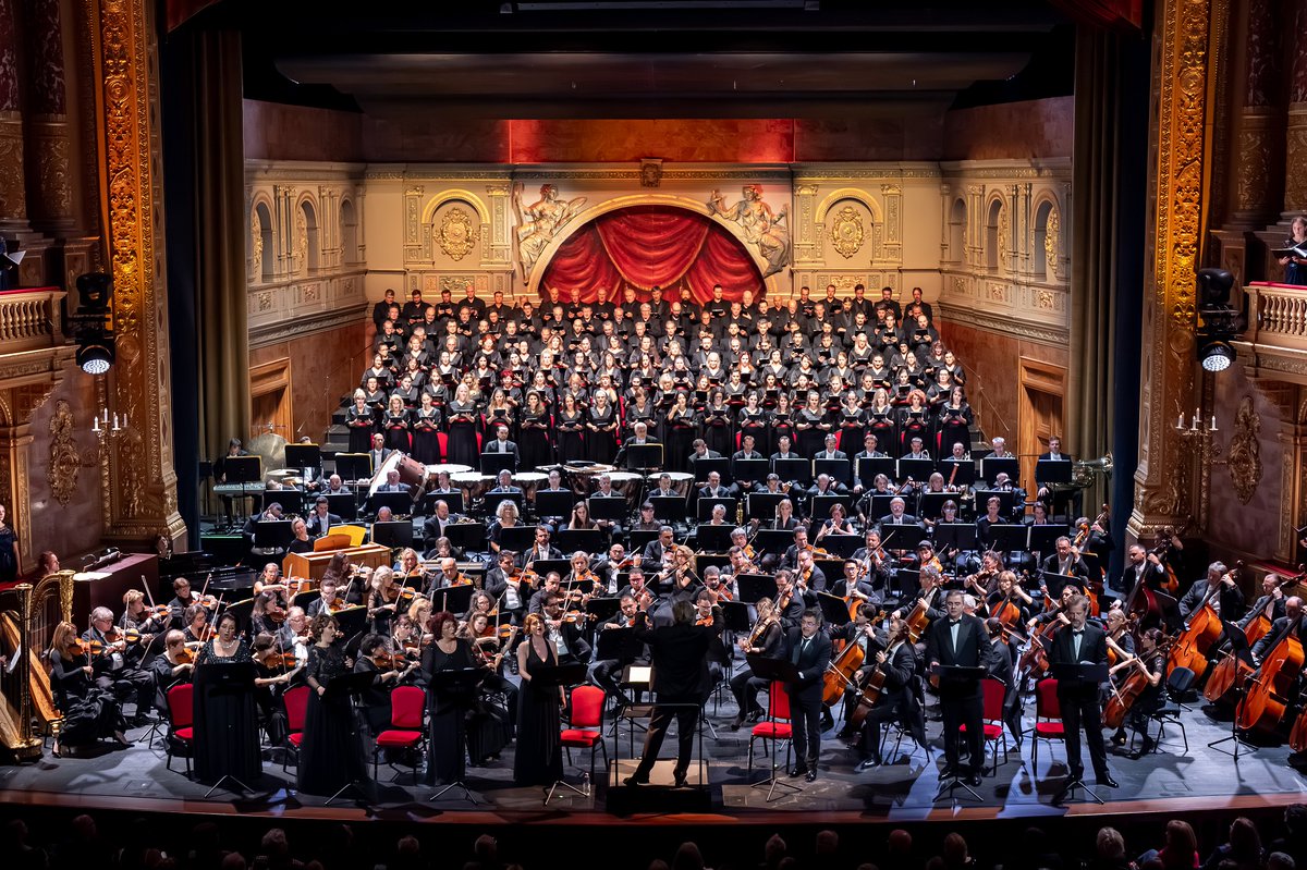 OperaBudapest's tweet photo. The season opening #concert of the #OperaBudapest Orchestra (26 &amp; 27 Sept) marks the 142nd anniversary of the inauguration of the Opera House. The programme includes excerpts from Das Rheingold #Wagner, #Mahler's Symphony No. 1, and Petite musique solennelle by György #Kurtág. https://t.co/QzAgAjAz66