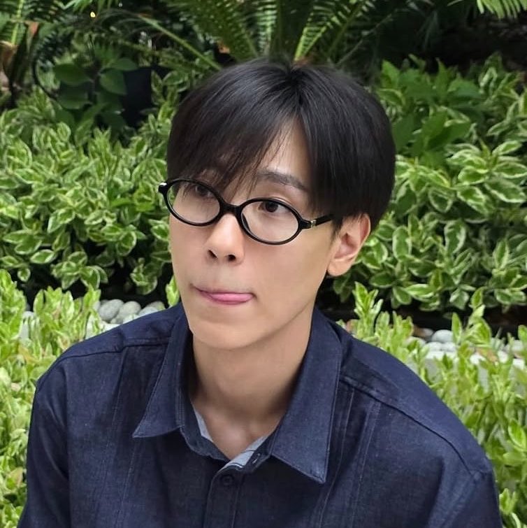 ormookk's tweet photo. เป๊ะเกินพ่อลูกคู่นี้ 🤓 https://t.co/afxA0vmWdx