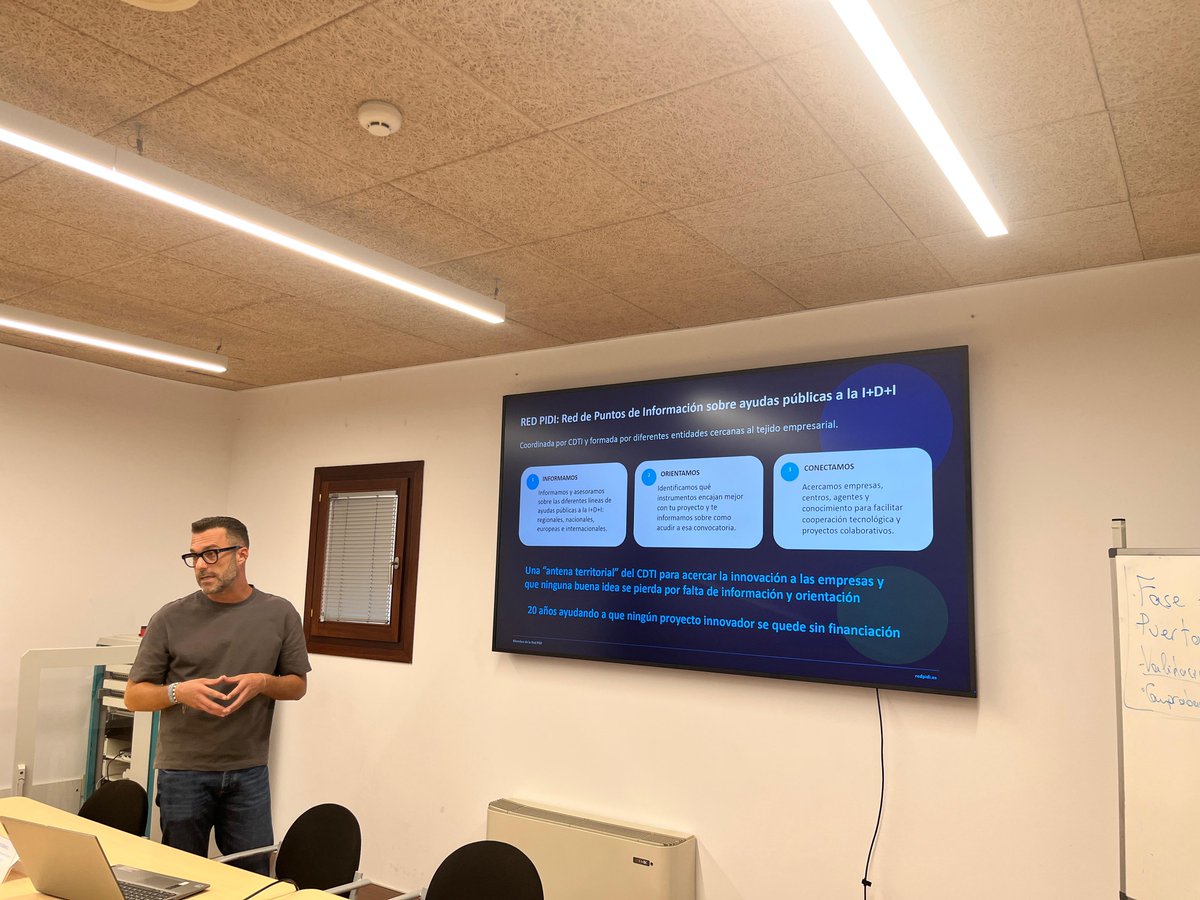 HisendaGOIB's tweet photo. 👩‍🔬El @parcbit acull una jornada per impulsar la participació balear en el  programa Innterconecta STEP, dotat amb 138 M€.

🧪L'acte ha reunit prop de 30 professionals per donar a conèixer aquesta línia d'ajudes del @CDTI_innovacion.

✅Nota de premsa: https://t.co/GfGln61fK5 https://t.co/YWHZB3CHLQ