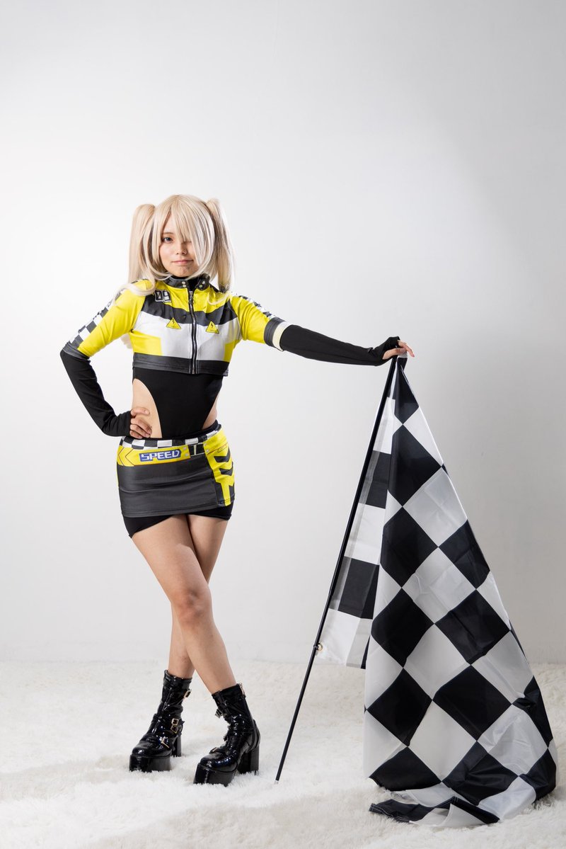 MeLMeL_sub's tweet photo. レースクィーン風撮影🏎🏁 https://t.co/9IPOZGkZ1s