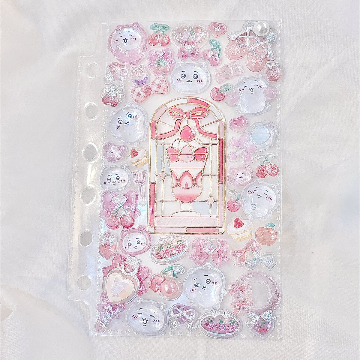 chano_chan97's tweet photo. 🩵ハチワレ
💛うさぎ
🩷ちいかわ
💜モモンガ

それぞれのカラーでシールコラージュ໒꒱·̩͙

 #ちいかわ https://t.co/bhjSmpFITD