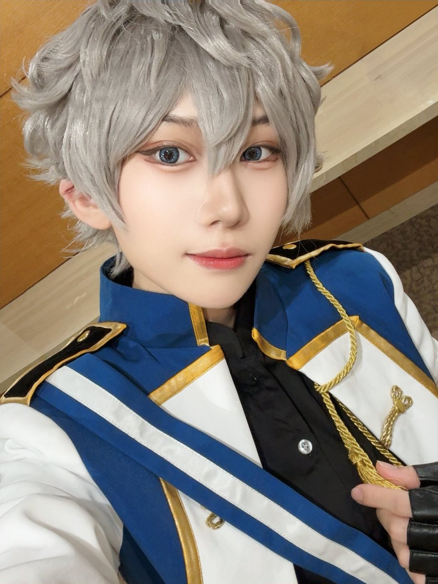 leo_zzZ0808's tweet photo. 本日は #コスダン 1部トリにて #MajestyEdge で踊ってきました⚜️🩵
初めての早着替え 旧ユニ→ジャッチメント→旧ユニに頑張って衣装チェンジしてしきました✋🏻✨️
めちゃくちゃドタバタしちゃったけど楽しかった🙌🏻💕
素敵なメンバーと踊る機会を頂けて嬉しかったです✨️ありがとうございました🙇♀️✨ https://t.co/bZZLZMGL6Q