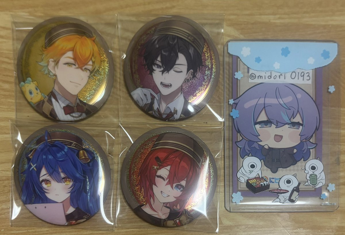midori0193's tweet photo. にじさんじ ビスケット 交換 1  2  3

譲   画像1、2、3
求   同異種画像4

比率違い可能、まとめて優先 https://t.co/4n2KKchdCF