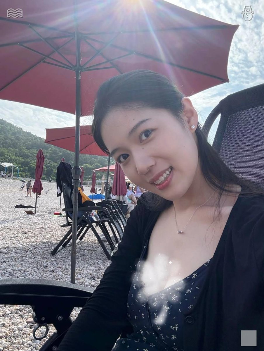 ann85qe6's tweet photo. 男生要不要相互加QQ？    

虽然我不太会聊天  

但我都是来者不拒的🥹 https://t.co/SS9MEG2GwR