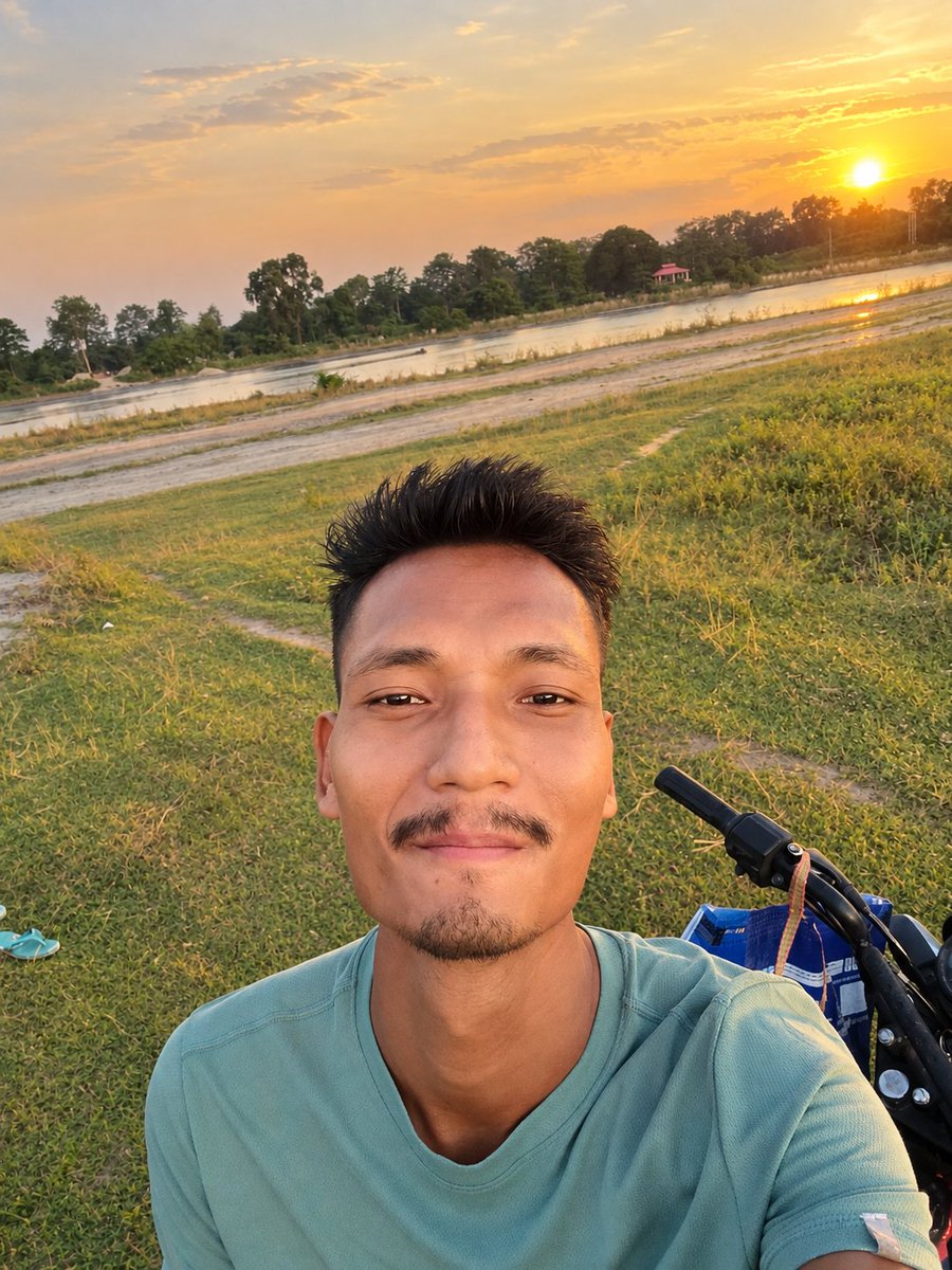 Zackuboro's tweet photo. Good evening fds😬🌌 https://t.co/nKf3P0GuGg