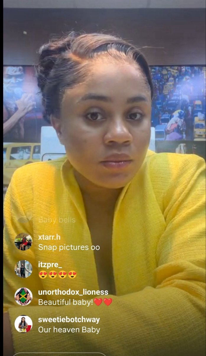 1_holandia's tweet photo. Bells yellow Outfit Deserves a fan Base 😩💛💐⭐️

MEDIA ROUNDS WITH BELLS
BERRIES FOR BELLS
#BBNaija
#BellsImoh https://t.co/xXD3zMFazn