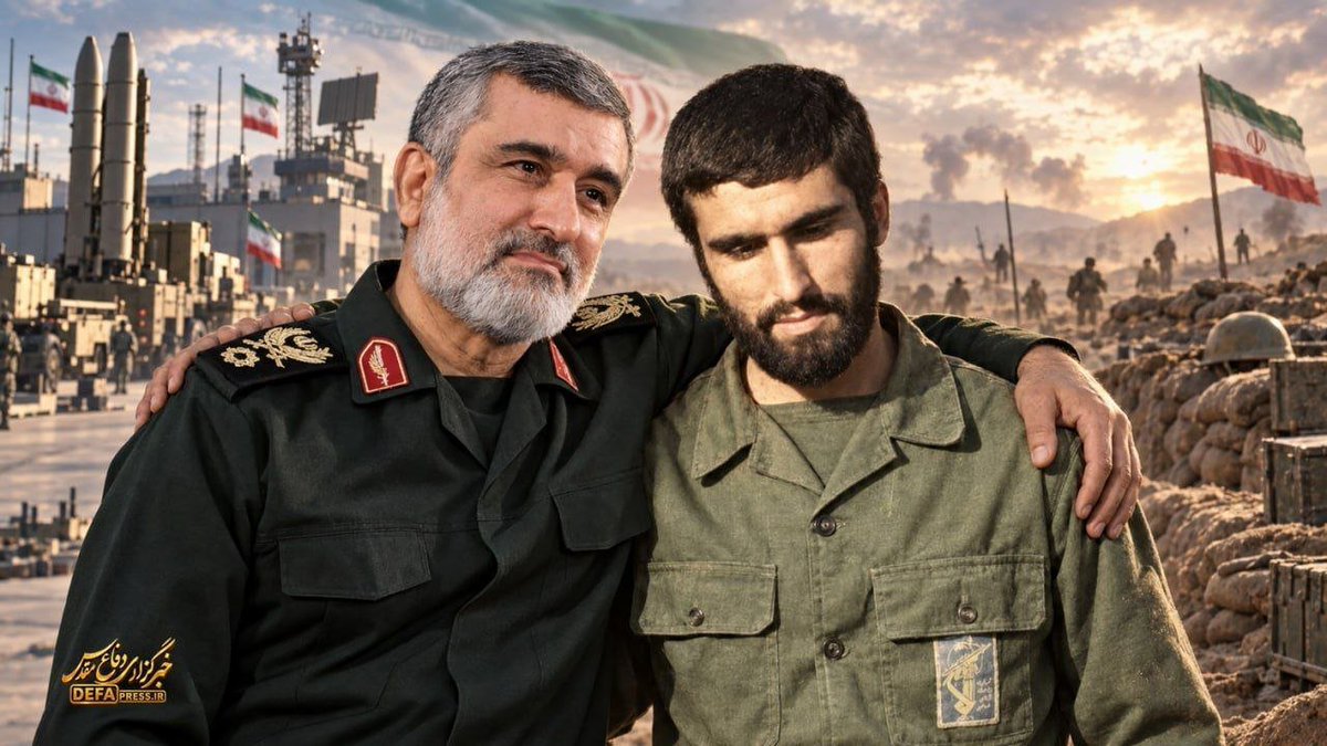 fateh903's tweet photo. رزمنده‌ها رفتند تا ما بمانیم؛ حالا نوبت ماست که راهشان را با خدمت بی‌منت ادامه دهیم. #مهر_مقاومت #خدمت_بی_منت https://t.co/YW2wg4NZKL