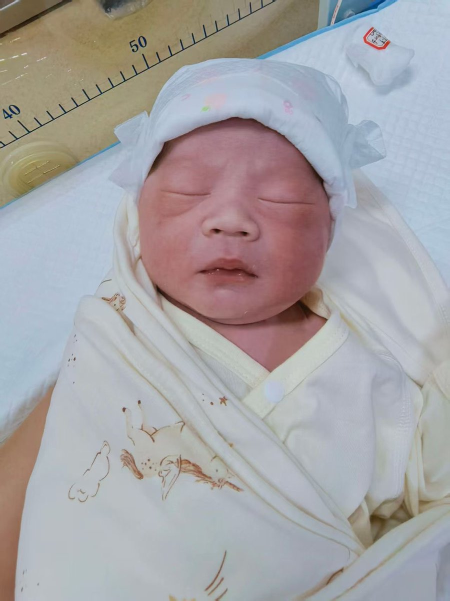 WXH988D's tweet photo. 🎉喜讯二🎉小王子降临👶
体重3780g💪 7斤5两
[转圈]顺产成功✨ 恭喜恭喜🎉
​#男宝宝 #指定性别 #包成功 https://t.co/ZVAOXEHjKh