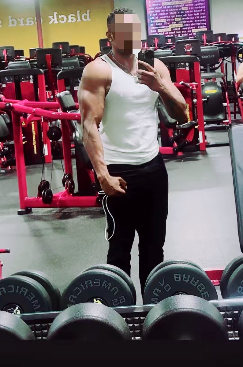 DrillDeepBBC's tweet photo. Blood rushing 🍆💪🏾

#BBC #big #black #cock, #bigblack #Blackdick, #blackdick, #blackcock, #BBClover, #BBCworship #Latinabbc #BBCaddicted #BBClover #qos #Interracial #gym #fit  #lift #hard #blacked #bnwo #Cali #Socal #LA #Oc #Sd #asian #snowbunny #latina #ebony #Dm #message #xxx https://t.co/QhiDbrc84x