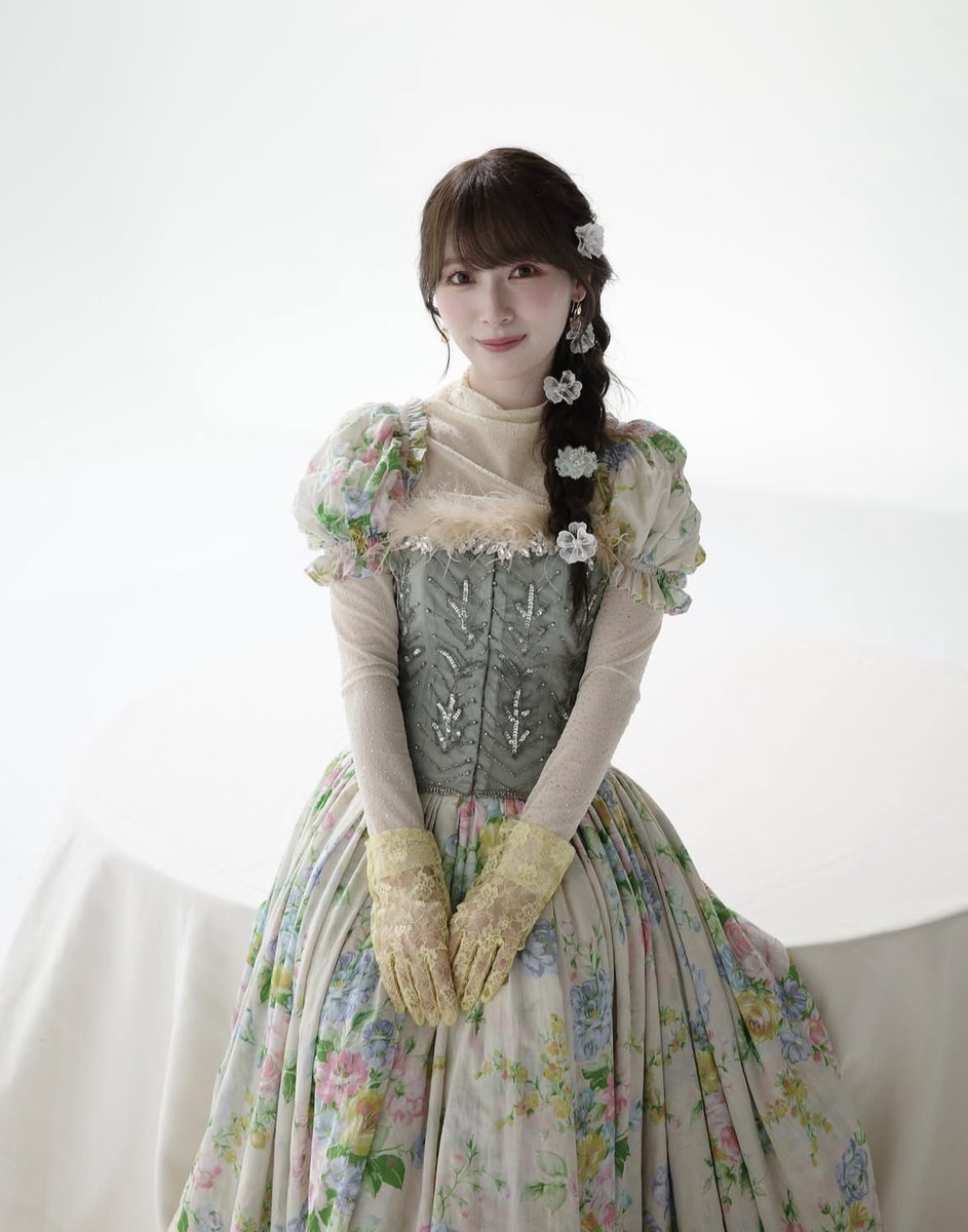 sz46mr's tweet photo. れなちゃん可愛いお写真ありがとう♡
ほんまにこの衣装好き、生写真欲しすぎる〜
#renagram #守屋麗奈 https://t.co/WHw0MdTA77