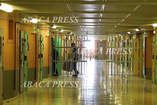 humanite_fr's tweet photo. Surpopulation, violences, jeunes « abîmés par la précarité »… L’Observatoire des prisons dénonce le « désastre » de l’incarcération des mineurs en France 

➡️ https://t.co/WAXm0K9FpA https://t.co/VVJpXMJ4Ak