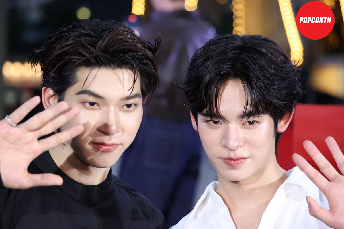 popconth's tweet photo. 🔴 แฟชั่นไอคอนคู่บุญ 🐶🐻‍❄️ คุณชายพี่ตี๋ตี๋ - คุณหนูน้องป๋อ DNA วิชวลลักชูไร้บาป ร่วมงาน ELLE FASHION WEEK 2026 PRESS CONFERENCE ✨️

FSW ELLE X TTP
#TEETEEPORATEFW26 #teeteepor
#ELLEFashionWeek2026
#EFW26ATICONSIAM 
#SeeYouAtTheTent https://t.co/HuV886k2ae