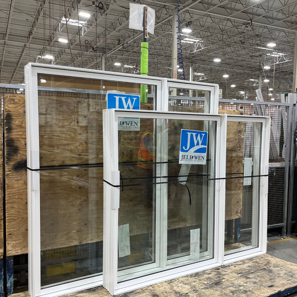 JELDWEN's tweet photo. Behind every window and door is a team that takes pride in doing great work.

Across @JELDWENcanada our people are committed to quality, continuous improvement and serving customers well. It's the people behind our products who make the difference. https://t.co/JwykrF96If