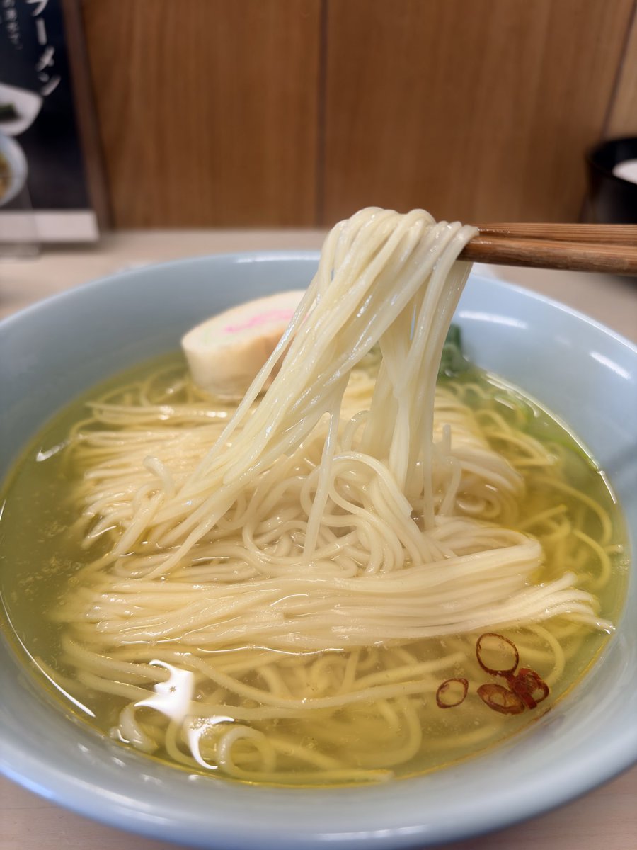 chatang_ct125's tweet photo. 今日は「男鹿塩らーめんおがや
」にて、男鹿塩ラーメンを食べた。めがった❣️ https://t.co/XixM0ky333