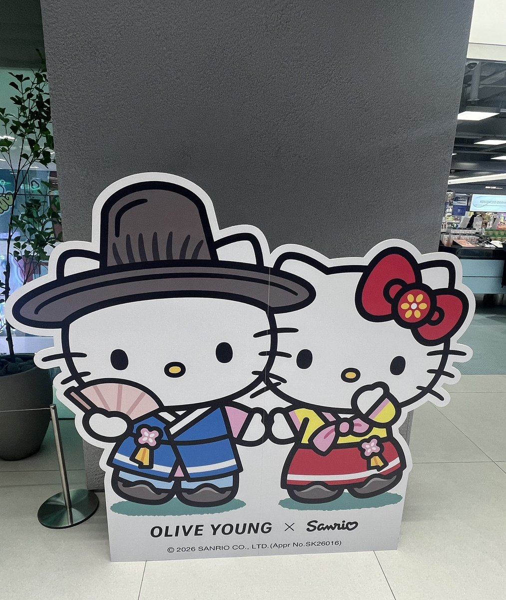 choco1058's tweet photo. 1年ぶりのseoul🇰🇷遊び倒したぞ〜〜！💫 https://t.co/kuEBm1ojn9
