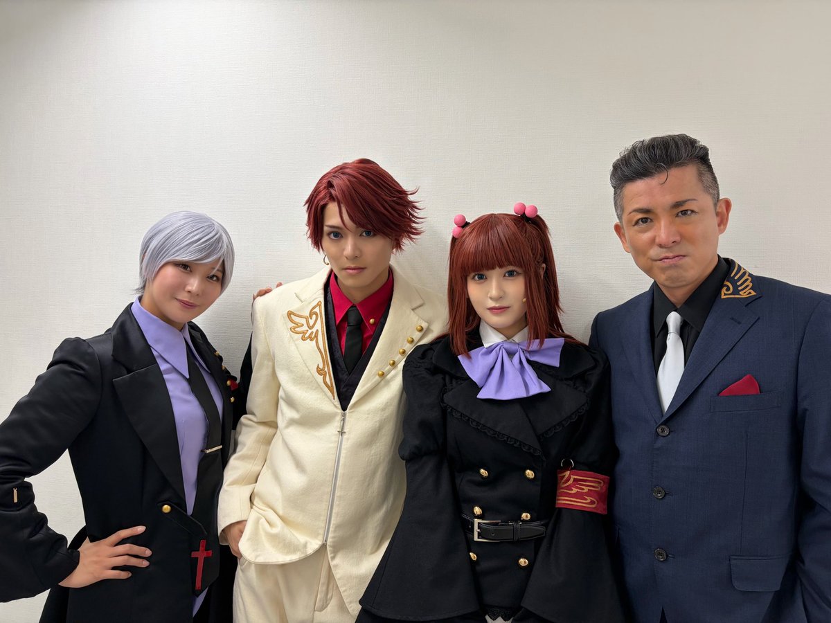 sexydayoon's tweet photo. 本日も2ステージ終了！
ご来場誠にありがとうございました！
ソアレではカーテンコールの挨拶もさせていただきました！
言い忘れた事がありましたのでここで失礼します！

コレからもどうぞ
右代宮留弗夫一家を宜しくお願い致します！！
#うみステ
#戦人
#縁寿
#霧江
#留弗夫 https://t.co/oe07nO8pY6
