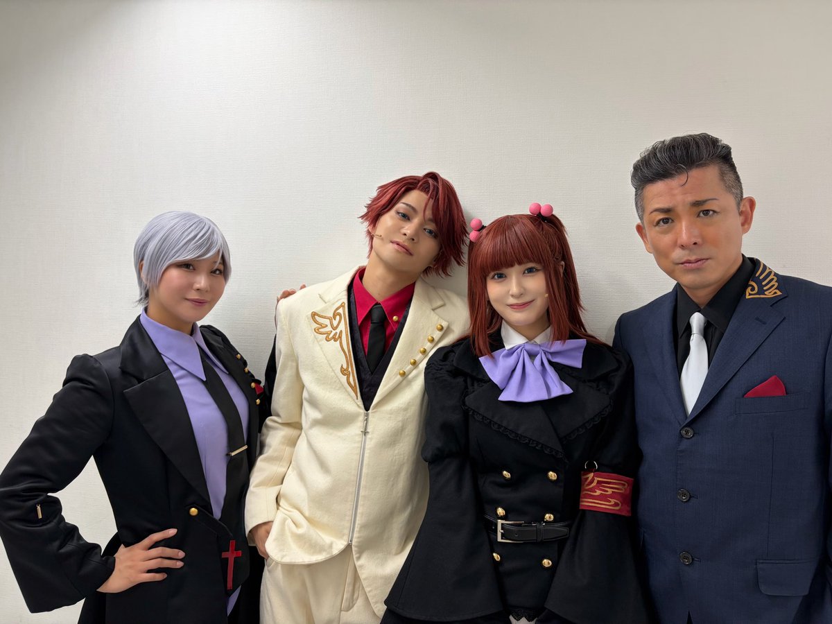sexydayoon's tweet photo. 本日も2ステージ終了！
ご来場誠にありがとうございました！
ソアレではカーテンコールの挨拶もさせていただきました！
言い忘れた事がありましたのでここで失礼します！

コレからもどうぞ
右代宮留弗夫一家を宜しくお願い致します！！
#うみステ
#戦人
#縁寿
#霧江
#留弗夫 https://t.co/oe07nO8pY6