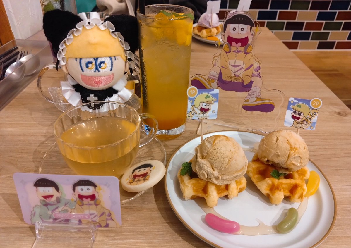 knot_hrk's tweet photo. 1万超えてたこと以外は幸せ💛💛💛💛💛💛 https://t.co/zceFz4ceQ6
