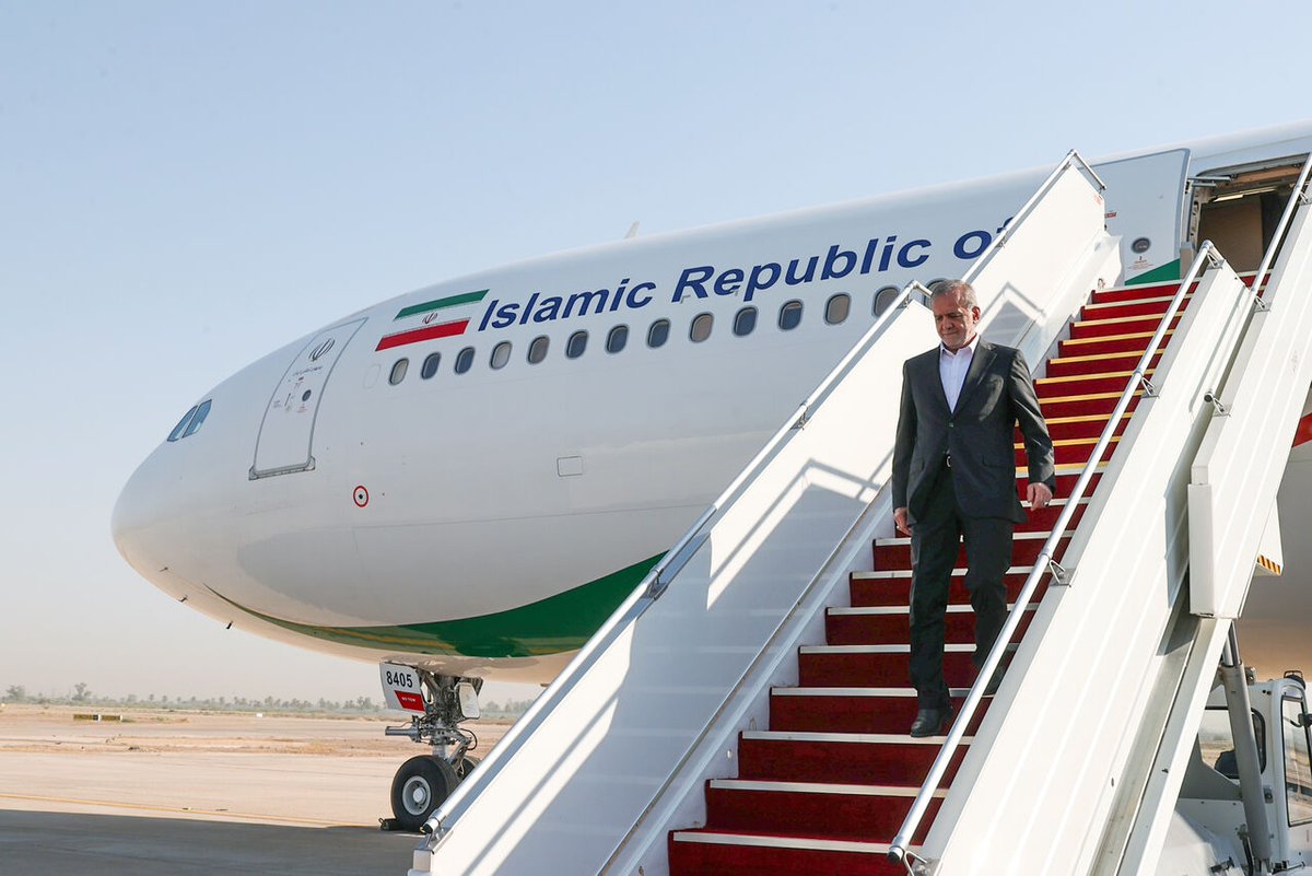 LeLienofficiel's tweet photo. 🇩🇿🇮🇷✈️ L’avion du président iranien atterrit à Alger pour une escale technique

Selon la presse algérienne, l’avion présidentiel de Massoud Pezeshkian a atterri aujourd’hui à l’aéroport international d’Alger-Houari Boumédiène pour une escale technique. Le président iranien a été accueilli au salon d’honneur par le ministre de l’Intérieur Saïd Sayoud et le secrétaire d’État chargé de la communauté nationale à l’étranger, Sofiane Chaïb.