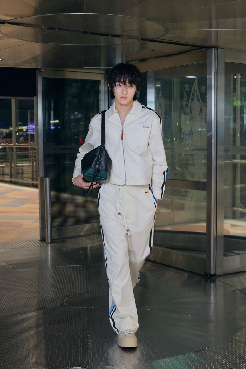 kongjiro_'s tweet photo. Cheer us on as we take this journey that matters!

THOMAS KONG Boarding Look MFW
#TMKMARNIAirportLook
#Marni #MarniTH
#Marniss27
#PATLuxuryGroup
@marniofficial https://t.co/alB7iqV5Jp