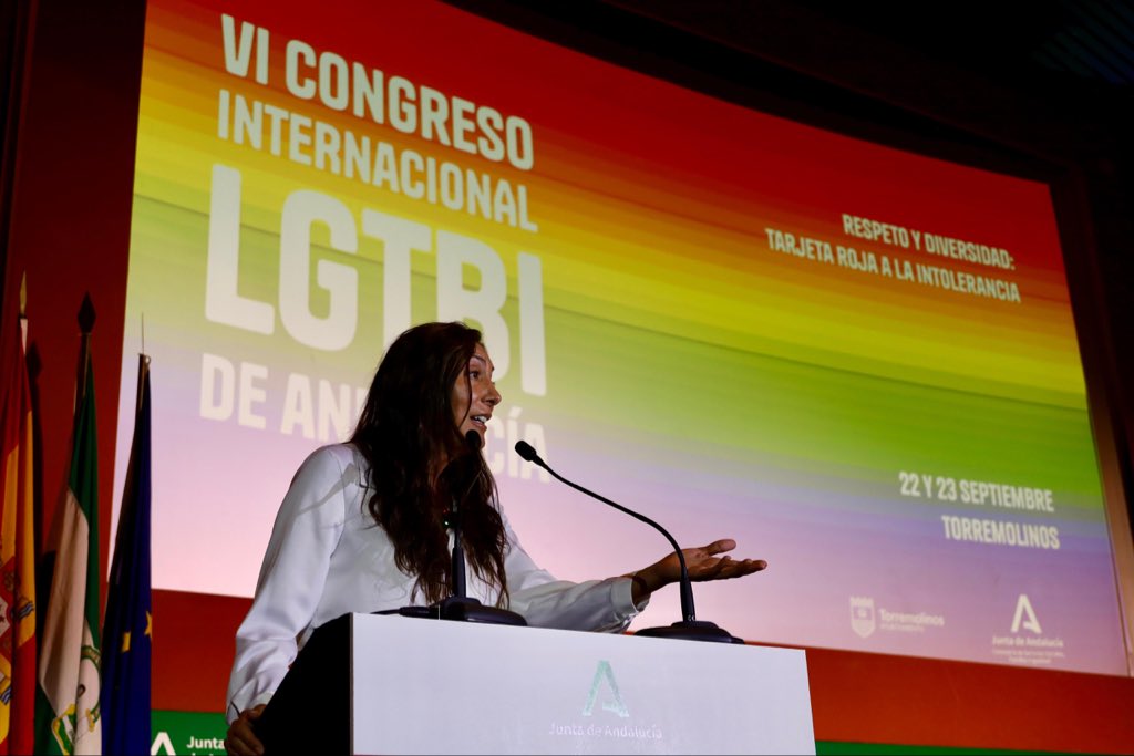 loleslopez's tweet photo. 🌈Comienza el #VICongresoLGTBIDeAndalucía. Un encuentro para escuchar, compartir y seguir avanzando de la mano del colectivo

Este año, con la mirada puesta en la educación, el deporte y las personas intersex

Avancemos juntos para vivir en una tierra libre, igualitaria y diversa https://t.co/5va0SR4mck