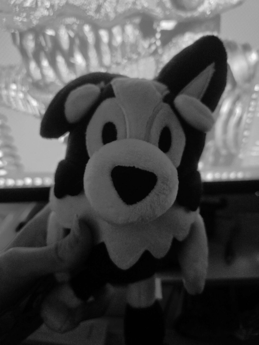 FoxxyGamesDev's tweet photo. @pretzwell Mackenzieeeee! https://t.co/GMhMjrj49W