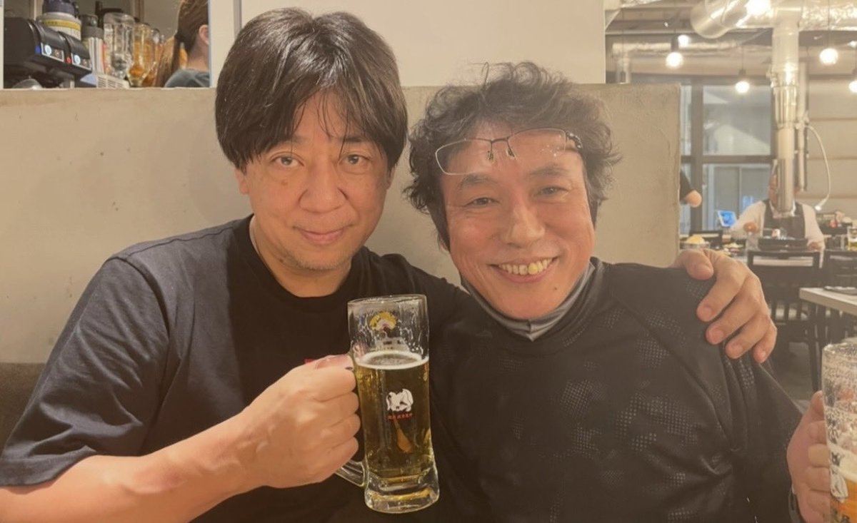 G1_BARI's tweet photo. 宜しくお願い致します💥🤖🤝🤖💥 https://t.co/FZbReczW0D