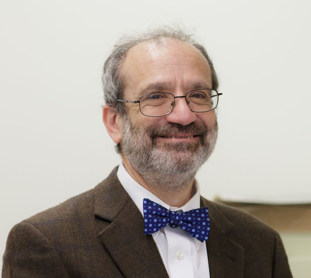 UFRadOnc's tweet photo. We congratulate Paul Okunieff, MD, named Professor Emeritus by @UF in recognition of his distinguished service to the university, #radiationoncology, &amp; patients. Thank you, Dr. O! Learn more🔗 https://t.co/8FJKwllHyX https://t.co/KoTH6qCYew