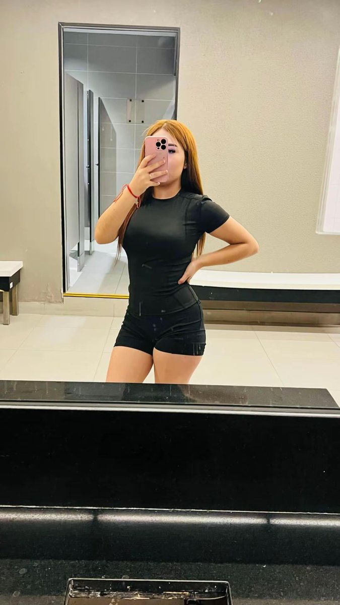 arrcly's tweet photo. chika gym https://t.co/tyTK8lQpf7