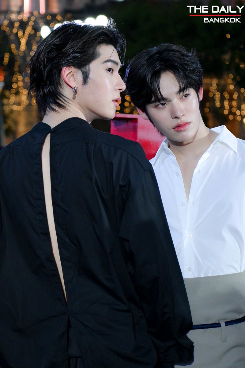 withyouwerebear's tweet photo. ลุคเซ็นใบหย่ามาก แต่สุดท้ายผมไม่เลิกครับ

FSW ELLE X TTP
#TEETEEPORATEFW26 https://t.co/mQD6LEmmBN