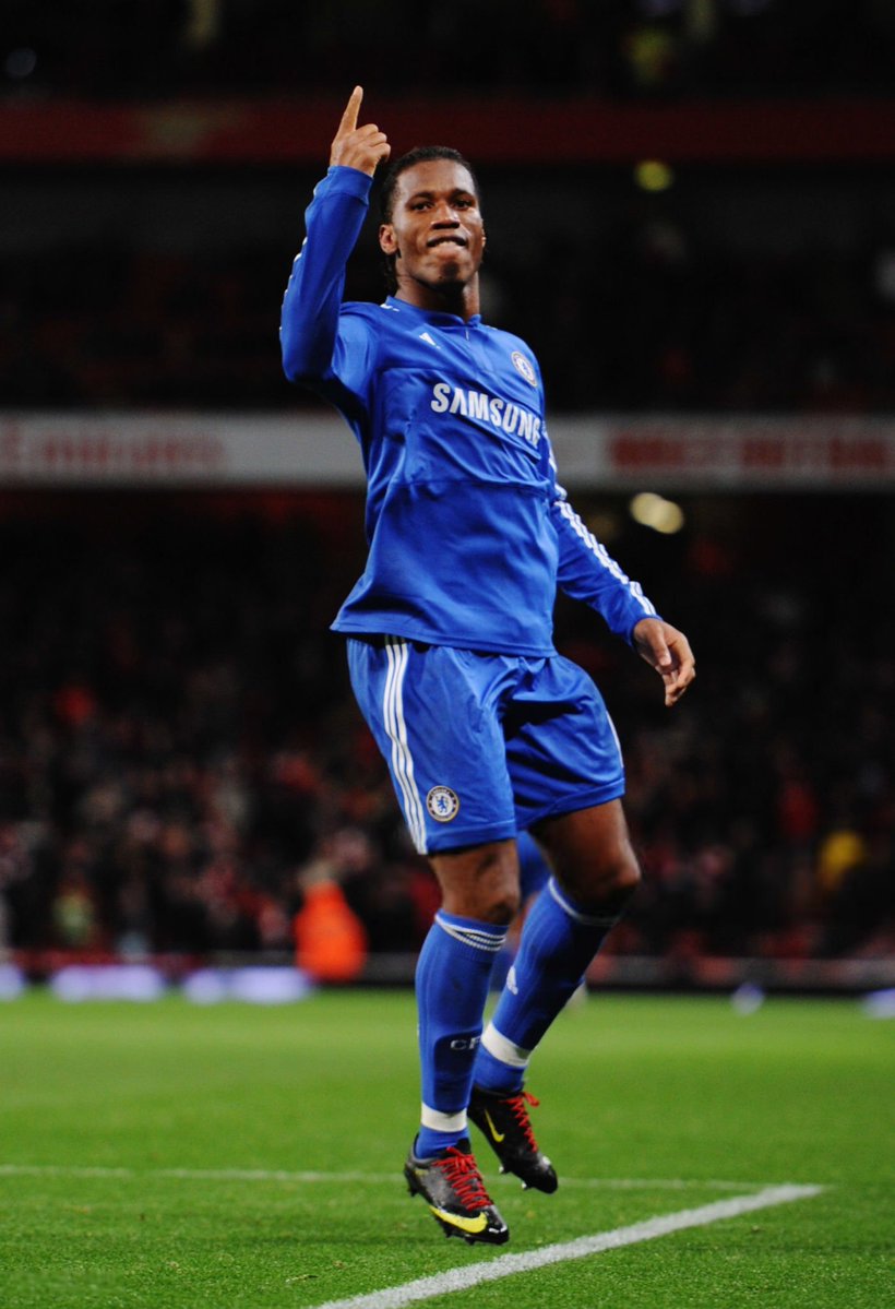 ChelseaInPhotos's tweet photo. Didier Drogba, Emirates Stadium📍👑🔵 https://t.co/Ej5gn7XaIr