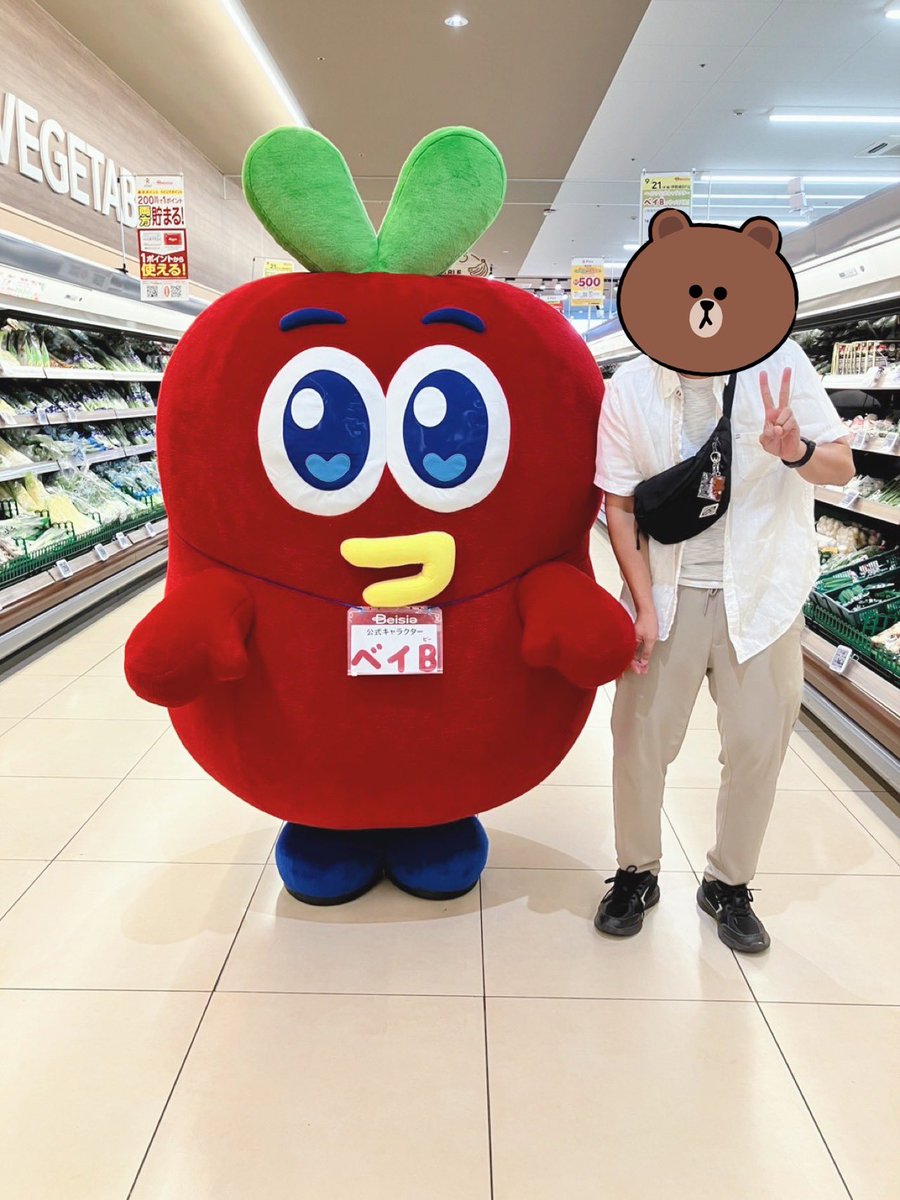 funkymarimo's tweet photo. ベイBとツーショットです。

終わりの時間で帰り際だったのに、
快く写真対応してくださり、助かりました。
ありがとうございます。

#ベイB #ベイシア https://t.co/swo5QKy30S