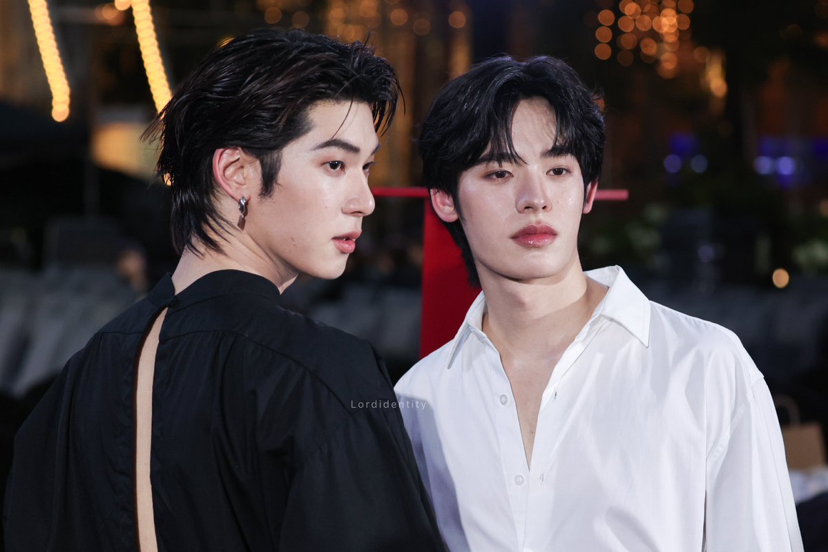 lordidentity's tweet photo. ชอบอินเนอร์เฮียป๋อมาก หวงแบบตะโกนนน

FSW ELLE X TTP 

#TEETEEPORATEFW26
#teeteepor @twnpich @porsuppakarn 
#twnpich #porsuppakarn #EFW26ATICONSIAM 
#ELLEFashionWeek2026 https://t.co/121AGL4wrt