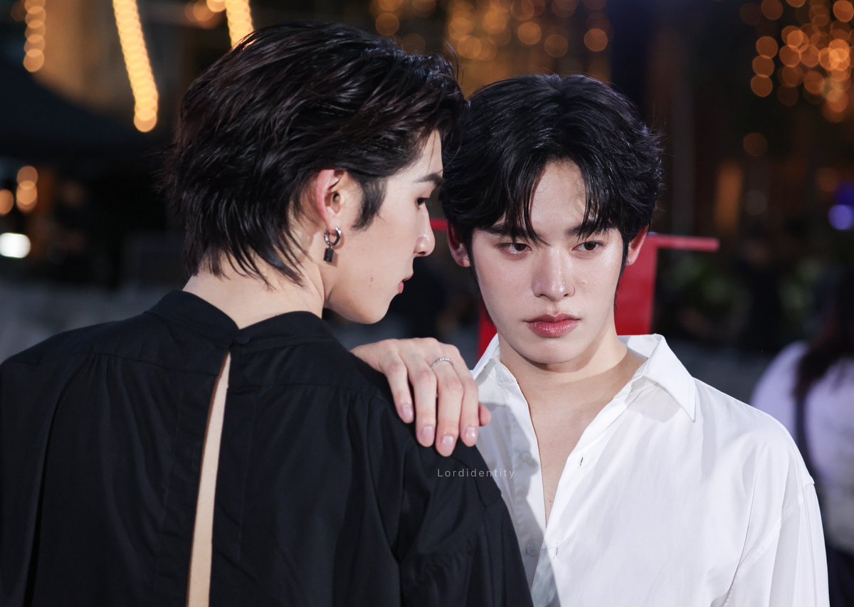 lordidentity's tweet photo. ชอบอินเนอร์เฮียป๋อมาก หวงแบบตะโกนนน

FSW ELLE X TTP 

#TEETEEPORATEFW26
#teeteepor @twnpich @porsuppakarn 
#twnpich #porsuppakarn #EFW26ATICONSIAM 
#ELLEFashionWeek2026 https://t.co/121AGL4wrt