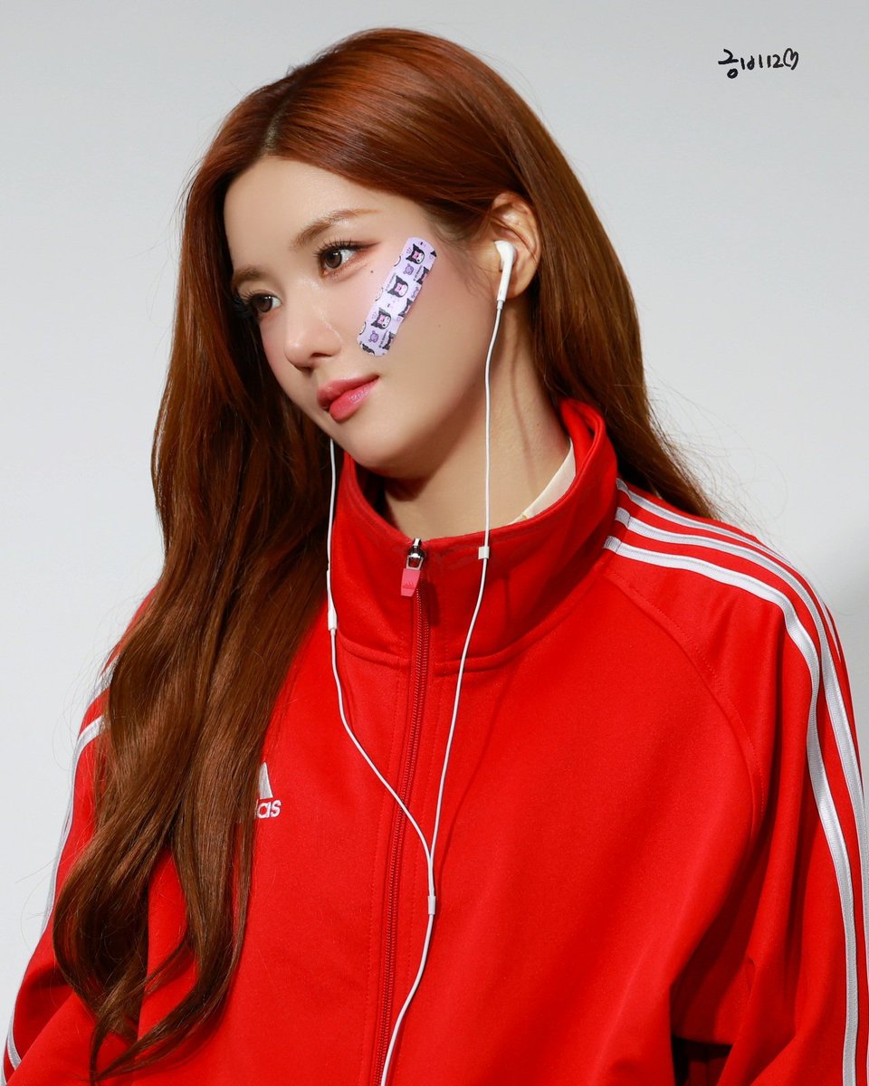 fomalhaut121's tweet photo. 26.09.03 #권은비 [DEJAVU] 디어마이뮤즈 대면팬싸

크..크림빵 사올까?? 헤헿..😻

#권은비 #KWONEUNBI 
#クォンウンビ #權恩妃  
#DEJAVU https://t.co/4DNhCEfLd7