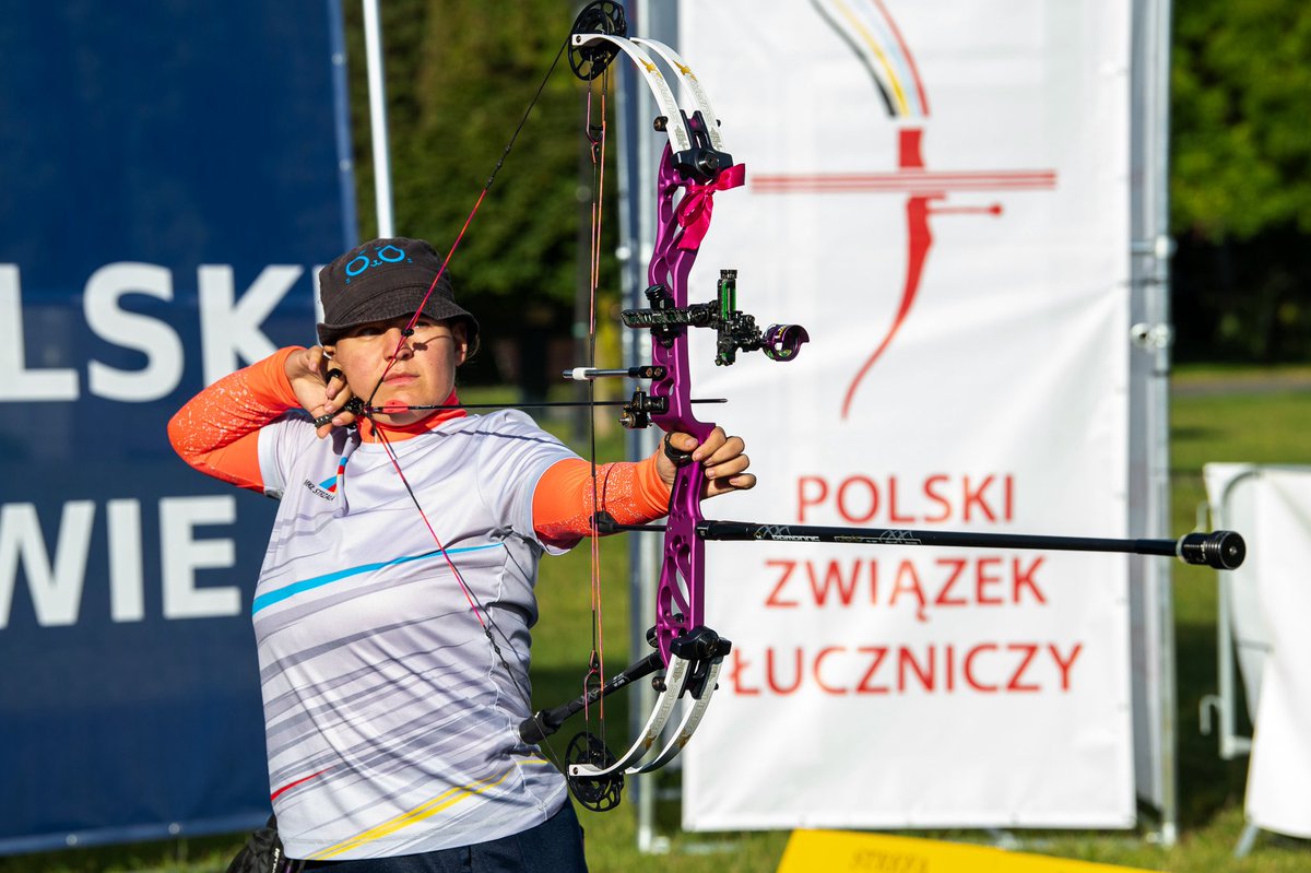 PZLucz's tweet photo. 🏹 Wracamy do Finału Pucharu Polski w TAURON Parku Śląskim! W Chorzowie triumfowali: Karina Kozłowska i Mikołaj Walczyk w łukach klasycznych oraz Sandra Jankowska i Przemysław Konecki w bloczkowych. 🏆
#PucharPolski #Łucznictwo 
@SPORT_GOV_PL @park_slaski https://t.co/b0I1Zyt4Vq
