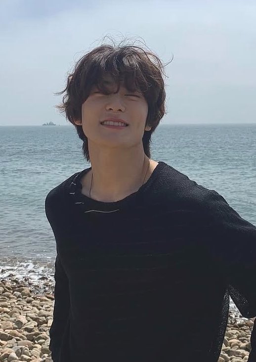 jaehvunism's tweet photo. thinking about how we’re one step closer to this jaehyun 🥹 https://t.co/OLPMuXVZnJ