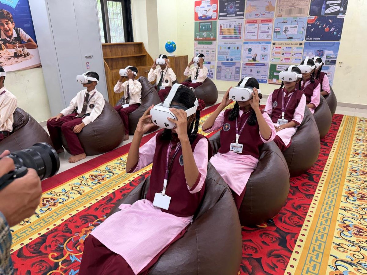emrsdnh's tweet photo. A New Step Towards Future-Ready Learning! 🚀

AR/VR Lab at PM SHRI EMRS Shelti—an exciting initiative aligned with NEP 2020 Experiential Learning.

Our mission: Ignite curiosity, inspire innovation, and nurture a passion for Science &amp; Technology. 🔬🚀 @NESTSHQ
@TribalAffairsIn https://t.co/avJV1Hslfy