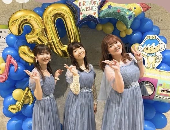 haburashimin's tweet photo. [実況用タグ： #FMいわき #ヨーソローアタック #TBYA  ]

⚾レオライナーちゃん🦁『30周年記念イベントのサテライト生放送の録音を聞いていたら…👩🏻小野可菜子ちゃんの「❓クイズ❓」に正解してました🥳
商品をFMいわきに取りに行きました㊗️
コイツはまたしても…ヨーソロー年賀状の恩恵にほかなりません😆』

🏃‍♂️‍➡️チビたさん🏃‍♂️
『🎧高橋さんお願いします‼️飛田さん🎂お誕生日おめでとうございま〜す㊗』
⬆
飛田さんが自分で読んでます🤣

🛥️横須賀のデブさん🚐『巷ではオザワブロックが割れたみたいで…飛田さんの車に載せる前にブロックが処分されると困るので🌊横須賀から“いわき”へ来ました😁
「♨いわき新舞子温泉」で身体を清めてから🖊️マッキー持ってスタジオ前へ行きます😊』