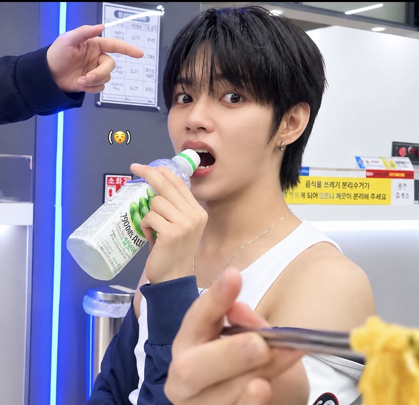 Bby_byeol's tweet photo. CUTE &amp; HAWWTTT!🫠 https://t.co/fLeDB61rvI