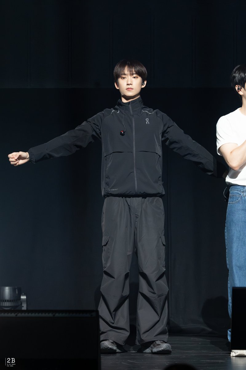 olbll3's tweet photo. 260913      
B1A4 15TH ANNIVERSARY FAN-CON [D-DAY] in JAPAN
TOKYO Day-2
SOUND CHECK

짝고 귀여운 181
#B1A4 #공찬 @B1A4_gongchan https://t.co/xR8cRkcWlK