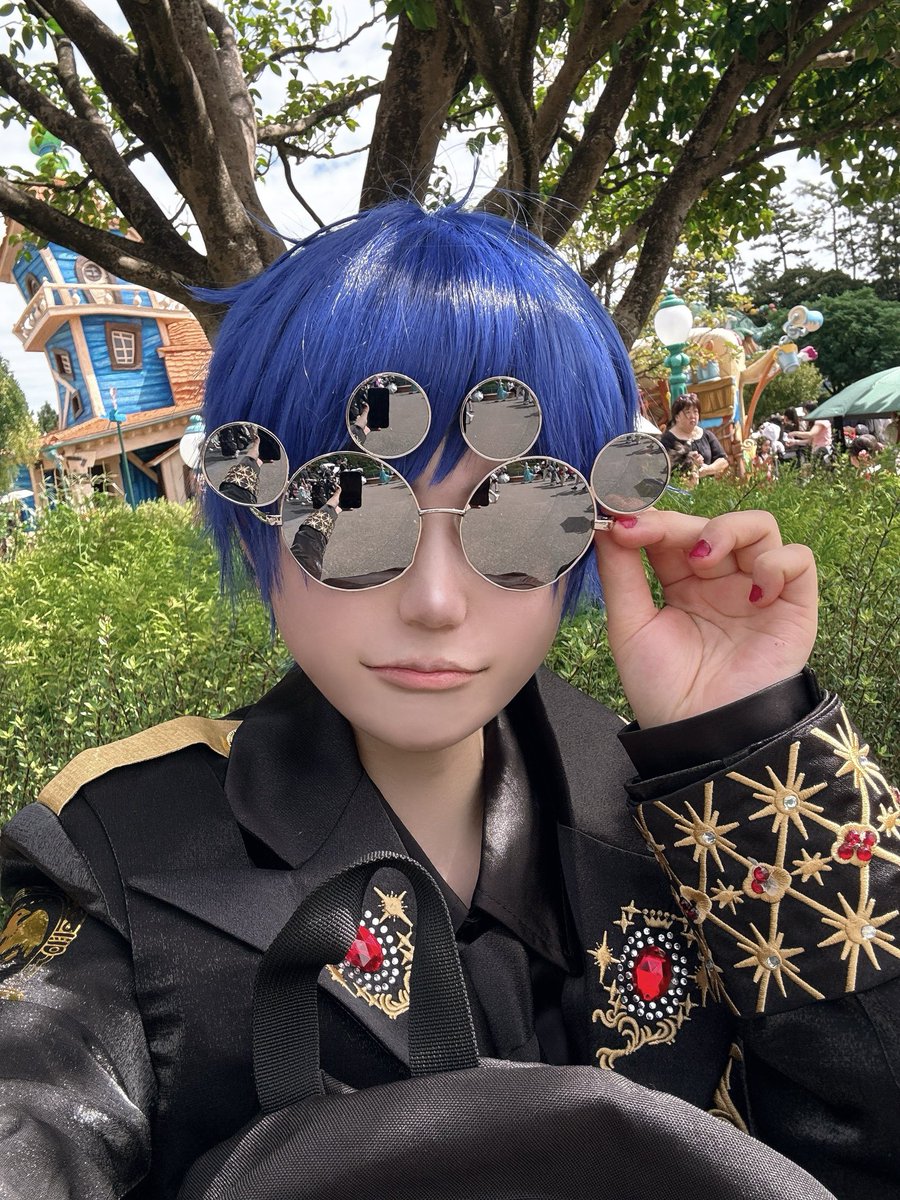 NeKoMoChicC's tweet photo. いたよん
一日中愉快すぎておもろかったwwwww
※写真は同一人物です
#Dハロ仮装 https://t.co/YVCJMgXZ9N