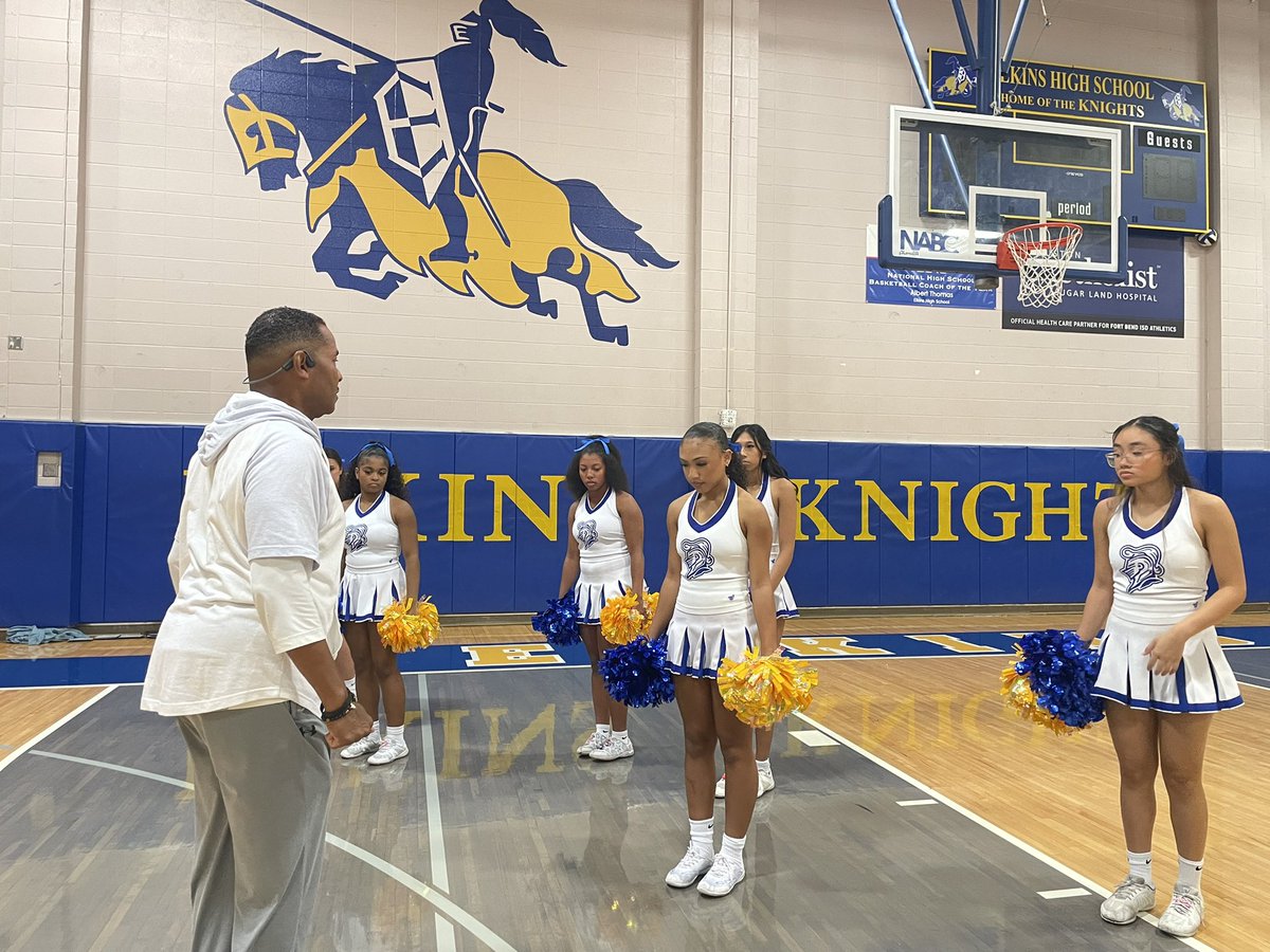 FortBendISD's tweet photo. Wake up with FOX 26 News and Fort Bend ISD! 🌟

One Elkins High School Knight is making the grade and shining brightly both in the classroom and on the track! 🏃‍♂️

Tune in to FOX 26 News at 7:40 a.m. to see this outstanding student-athlete receive a well-deserved recognition!

Go Knights! #MakeYourMark #ElkinsKnights #FBISDProud