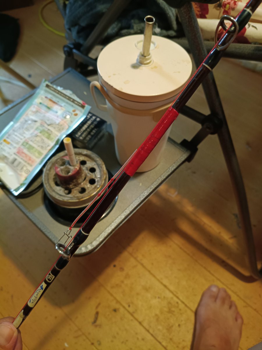 noncomeeT's tweet photo. 恥ずかしながらそろそろ告白するんだけど
完全なる不注意でモレーナ折りまして

しばらく低浮上でしたが
とりあえず補修したらなんかまだいけそうなんでもう少しかんばれそうです

買】モレーナ53M キズ汚れ歓迎

マジコはまだ　踏ん切りが　はい https://t.co/ppqUNMYMVv