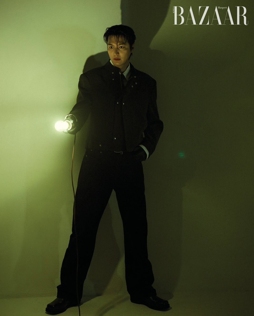 AmNohbdy's tweet photo. Give me some time to catch my breath baby…to calm my heart…to put my brain in minimum order…
Before you strike again!!!
No mercy! You’ve none at all!
You belong in every magazine of the world…
And you belong on the big screen!
That’s clear!!
#LeeMinHo #Assassins https://t.co/7Uc0lX3N5Y