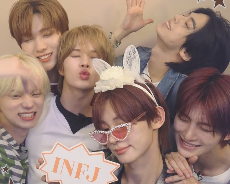 HeartiesYoje's tweet photo. @HeartiesJihoon @HeartiesShinyu @HeartiesDohoon nOOOOo kita gak terpaksa ya, kita SAYANG haep. AYO SEMUA PILIHKAN https://t.co/iqVtmSjTRj