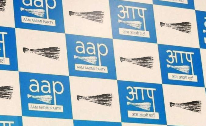 OrissaPOSTLive's tweet photo. Aam Aadmi Party (AAP) Tuesday alleged a “conspiracy” by the Centre to defame it, claiming 58 unknown shell companies have been registered at the address of its national headquarters in New Delhi.
#AAP #SaurabhBharadwaj #ShellCompanies #NewDelhi #DelhiPolitics #GST #OrissaPOST
📲 Follow Orissa POST – Odisha’s No. 1 English Daily 📰✨