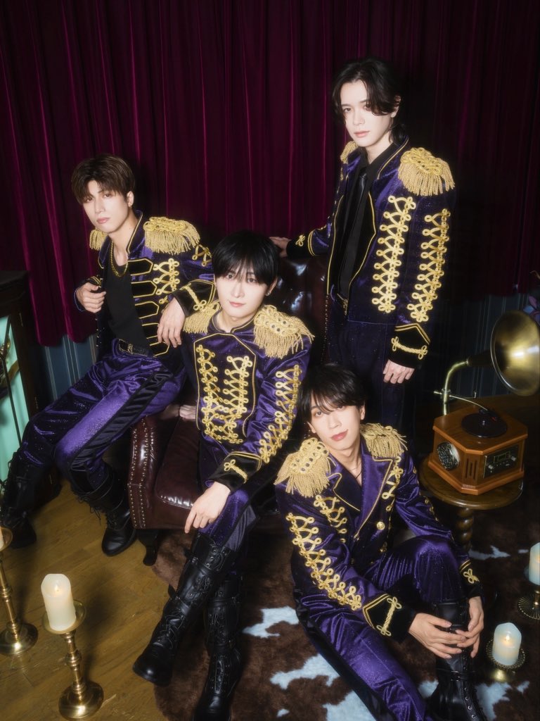 info_melomelo's tweet photo. ／
メロメロ5thワンマンライブ 〜MeloDDy〜
新アーティスト写真＆グッズ公開💜💛
＼

今回新たなグッズとして”ランダムアクリルチャーム”が発売されます！

特典会・先行物販への参加をご希望の方は下記URLよりお申込みください↓
https://t.co/fnnkEnM31E https://t.co/ihyWei9OxP
